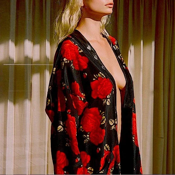 The Kooples Silk Sleeping Roses Printed Kimono - Picture 1 of 12